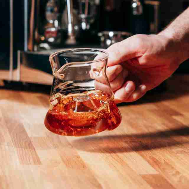 ICOSA Avensi Wave Cyclone Sensory Carafe-Small- ｜ 小川珈琲｜業務